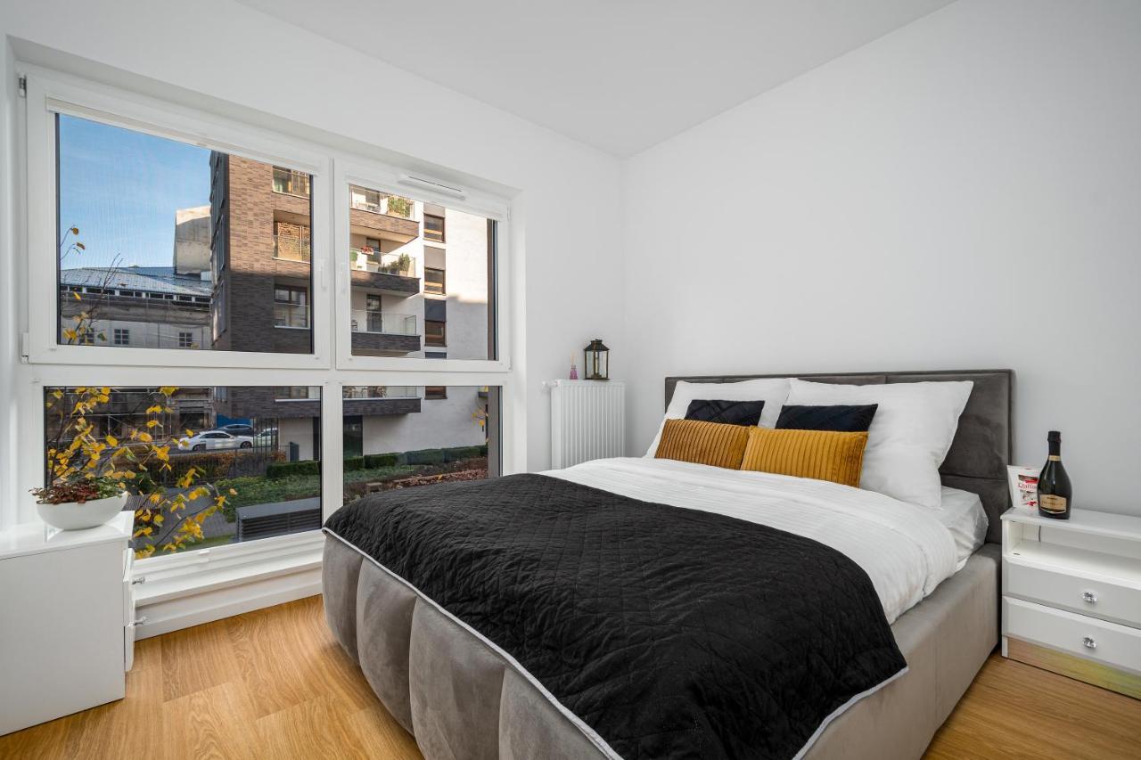 Warsaw Apartments Okrzei 12 Street エクステリア 写真